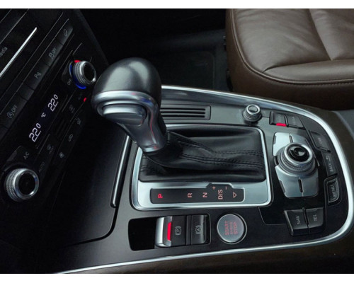 Автомобиль Audi Q5 TFSI
