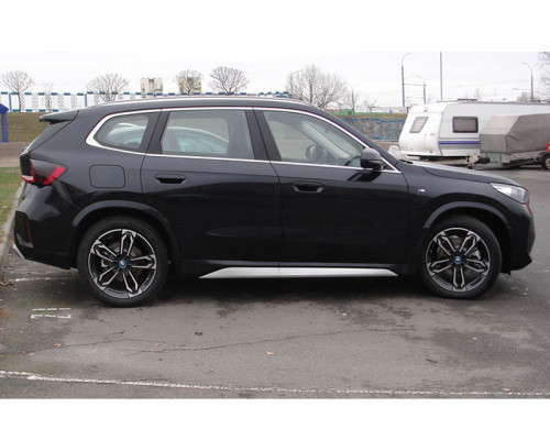 BMW IX1 хDrive 30L BMW IX1 хDrive 30L
