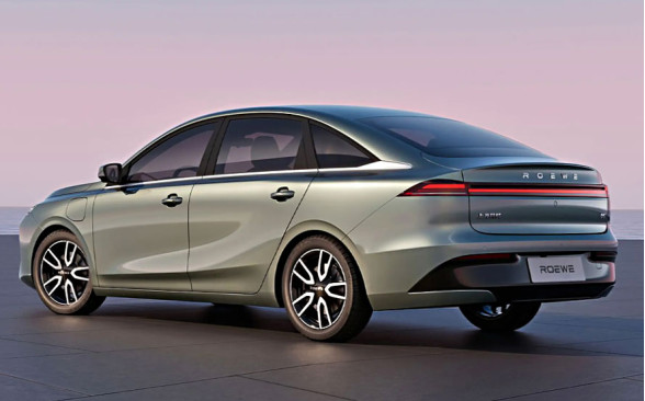 Roewe D6 от 15400$ в Беларуси "под ключ"