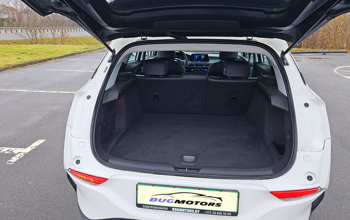 Buick Velite 6 EV багажник